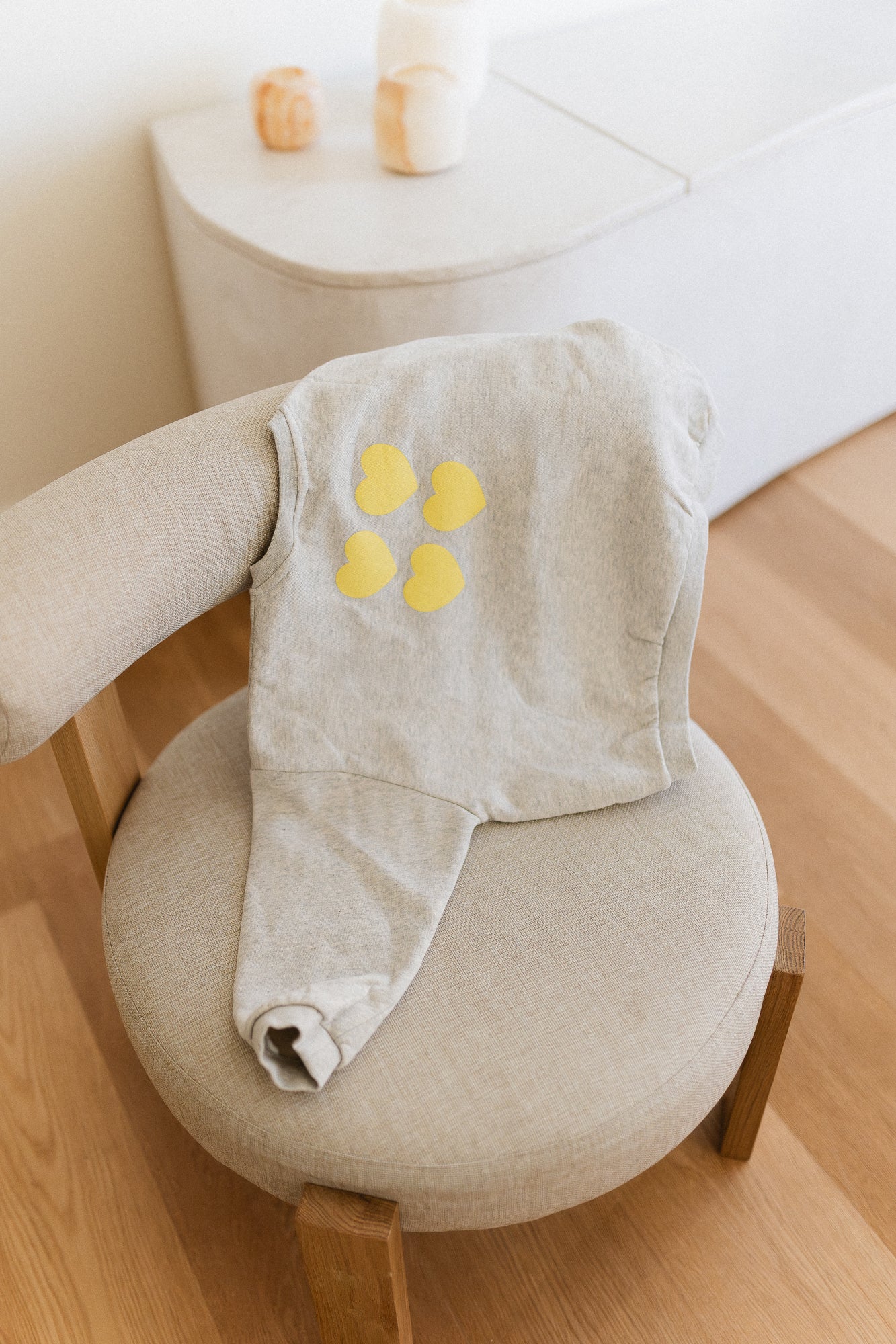 Little Cécile sweater yellow hearts