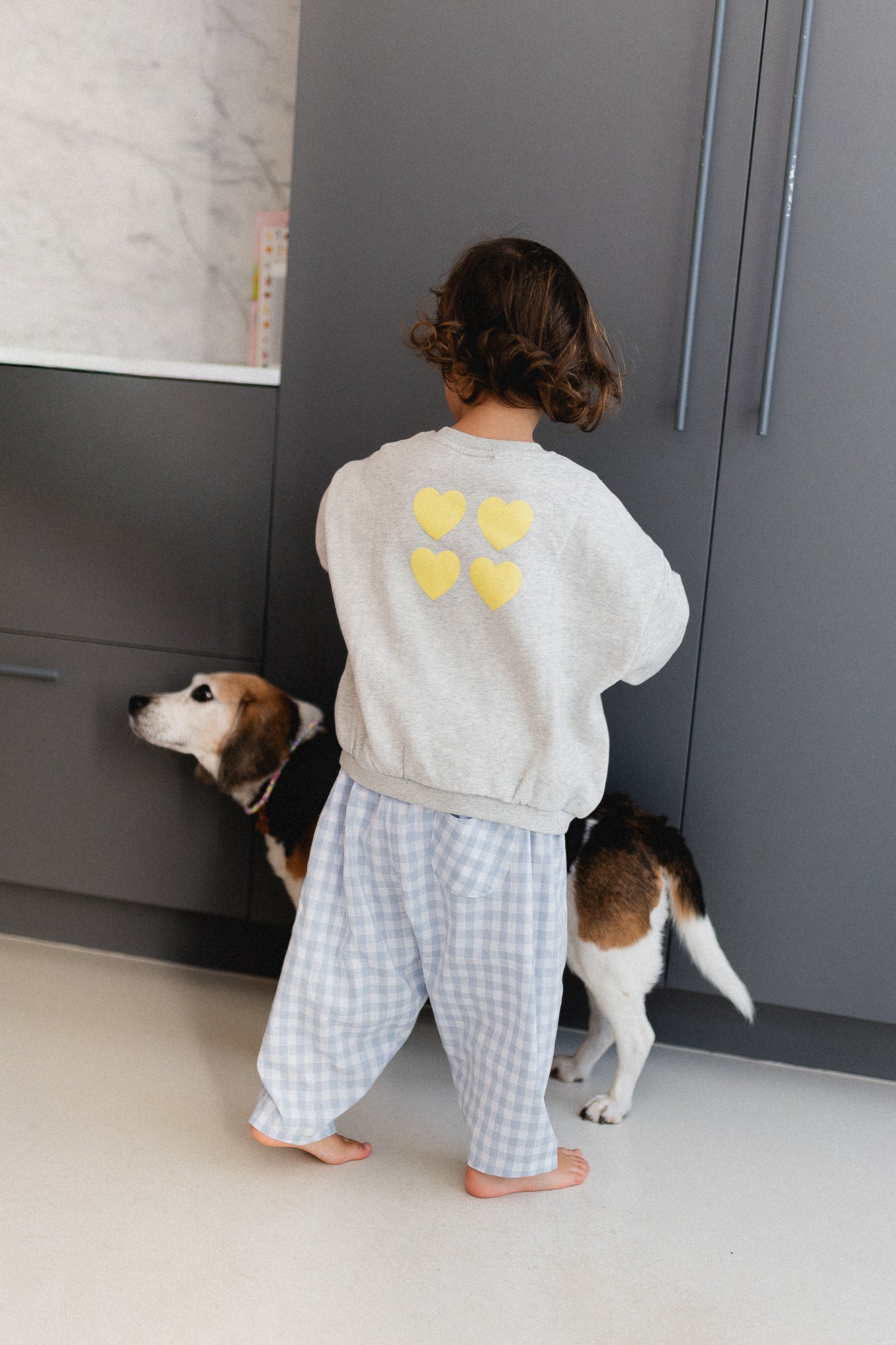 Little Cécile sweater yellow hearts