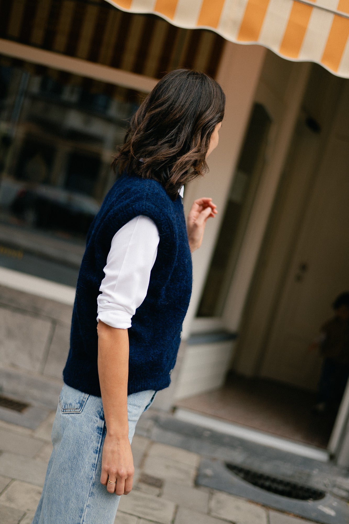 Olivia sleeveless button cardigan navy