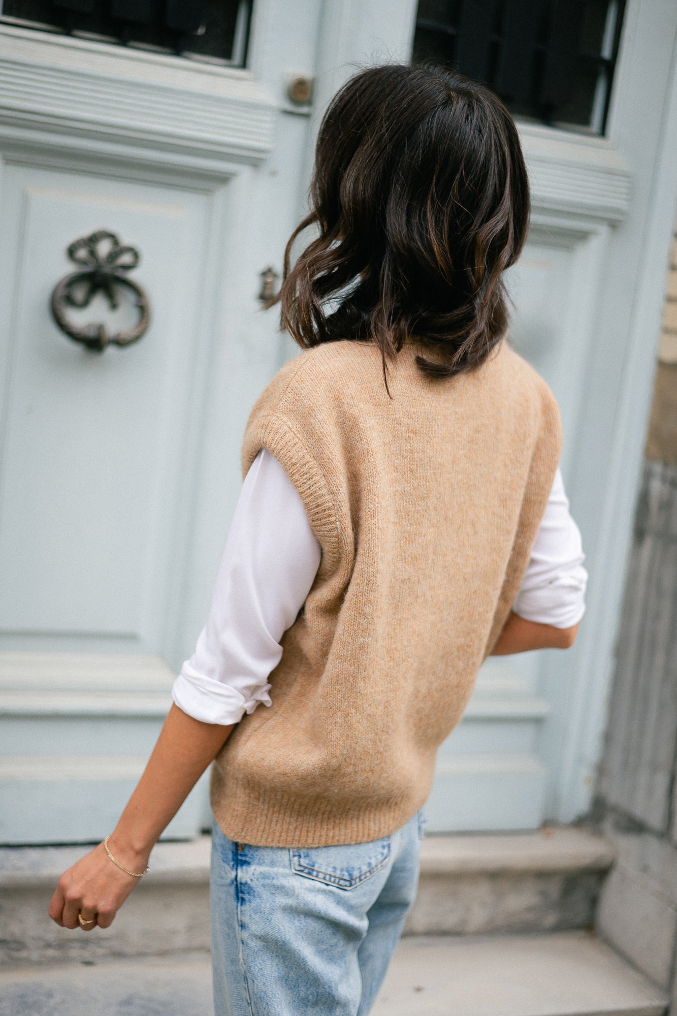 Olivia sleeveless cardigan button camel