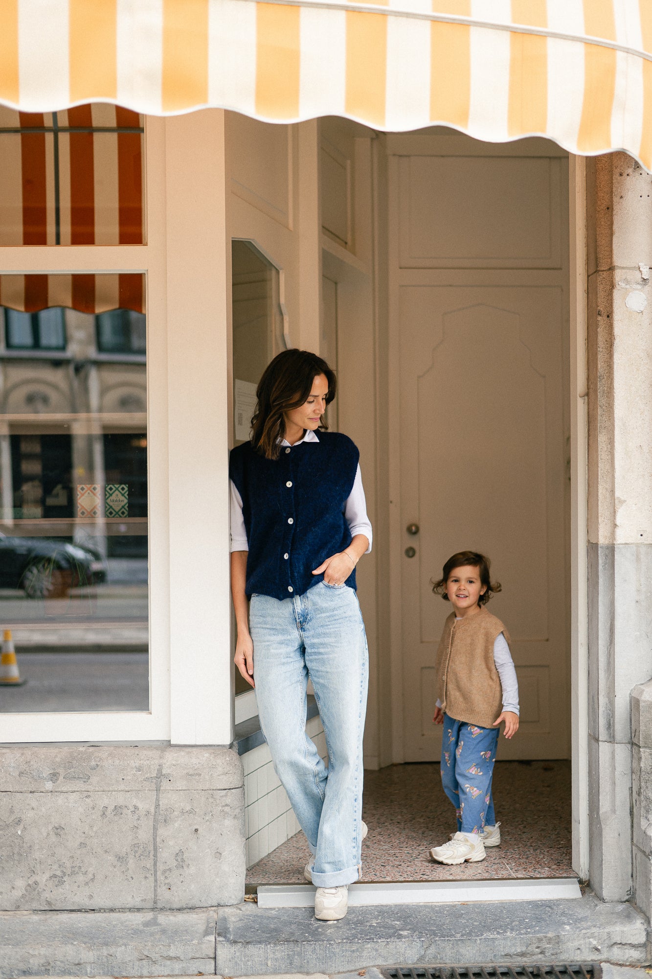 Olivia sleeveless button cardigan navy