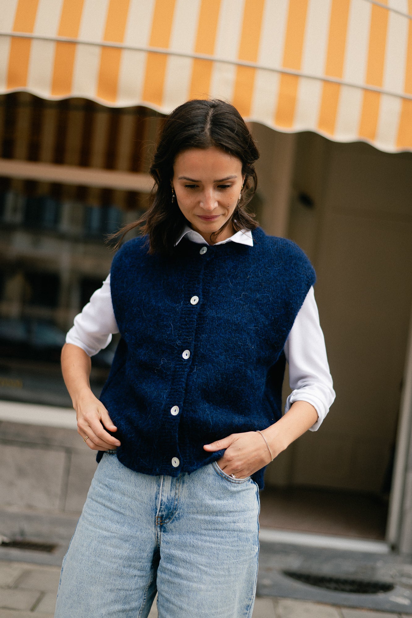 Olivia sleeveless button cardigan navy