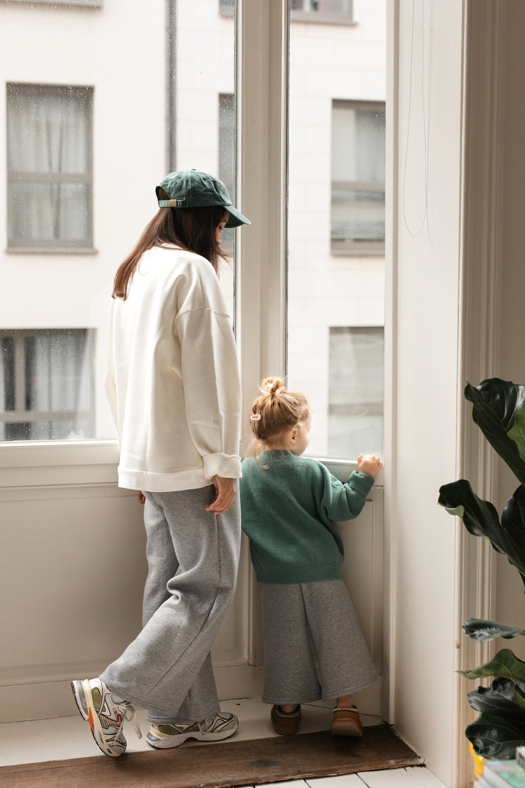 Anna sweater women