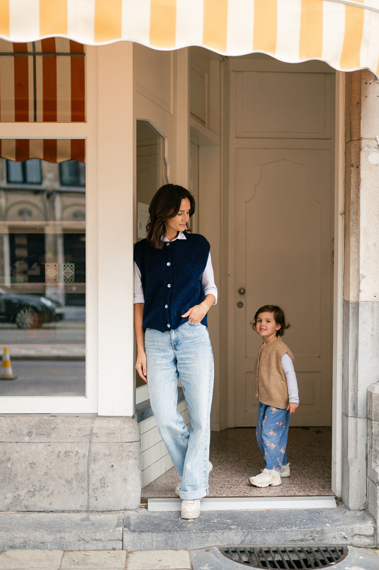 Olivia sleeveless button cardigan navy